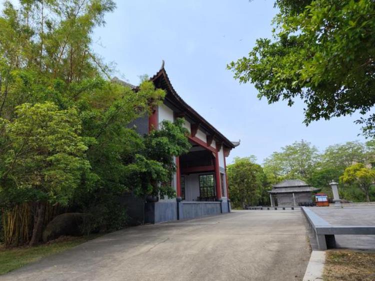 回声传音吓跑了日本人茂名有一扇墙雷雨天闹灵异事件