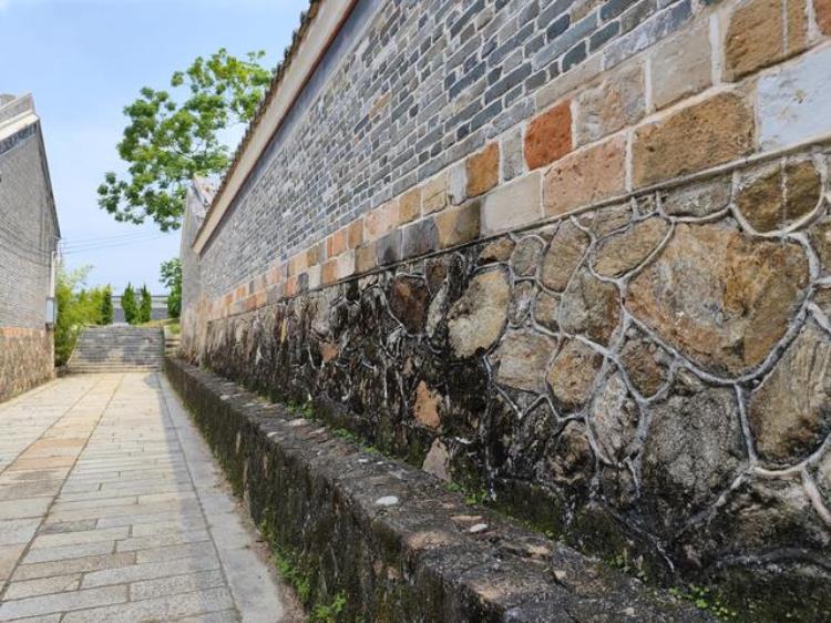 回声传音吓跑了日本人茂名有一扇墙雷雨天闹灵异事件