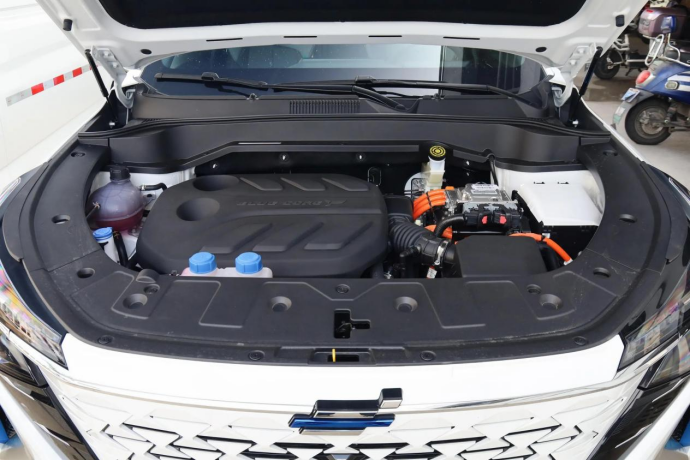 综合优惠至高3.5万插混SUV蓝电E5：5-7座可选，不比欧尚Z6 iDD香？